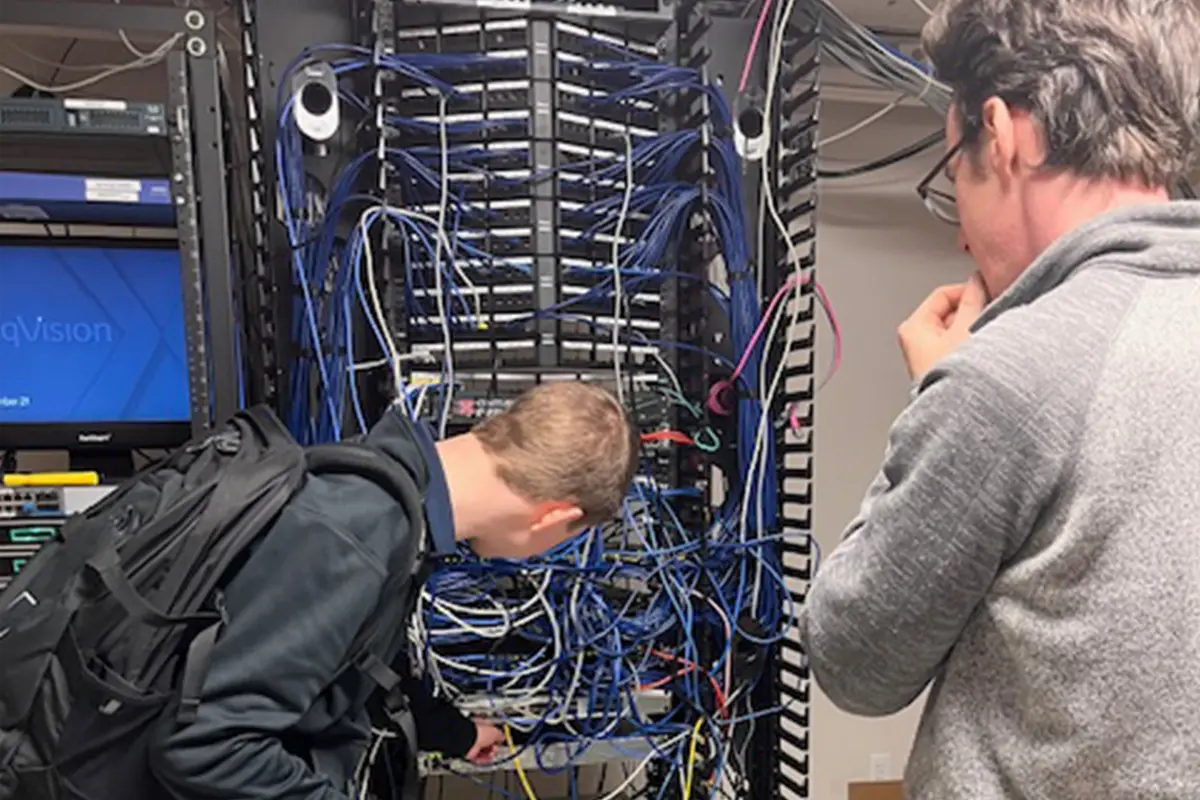 SecureWon team fixing server cabling